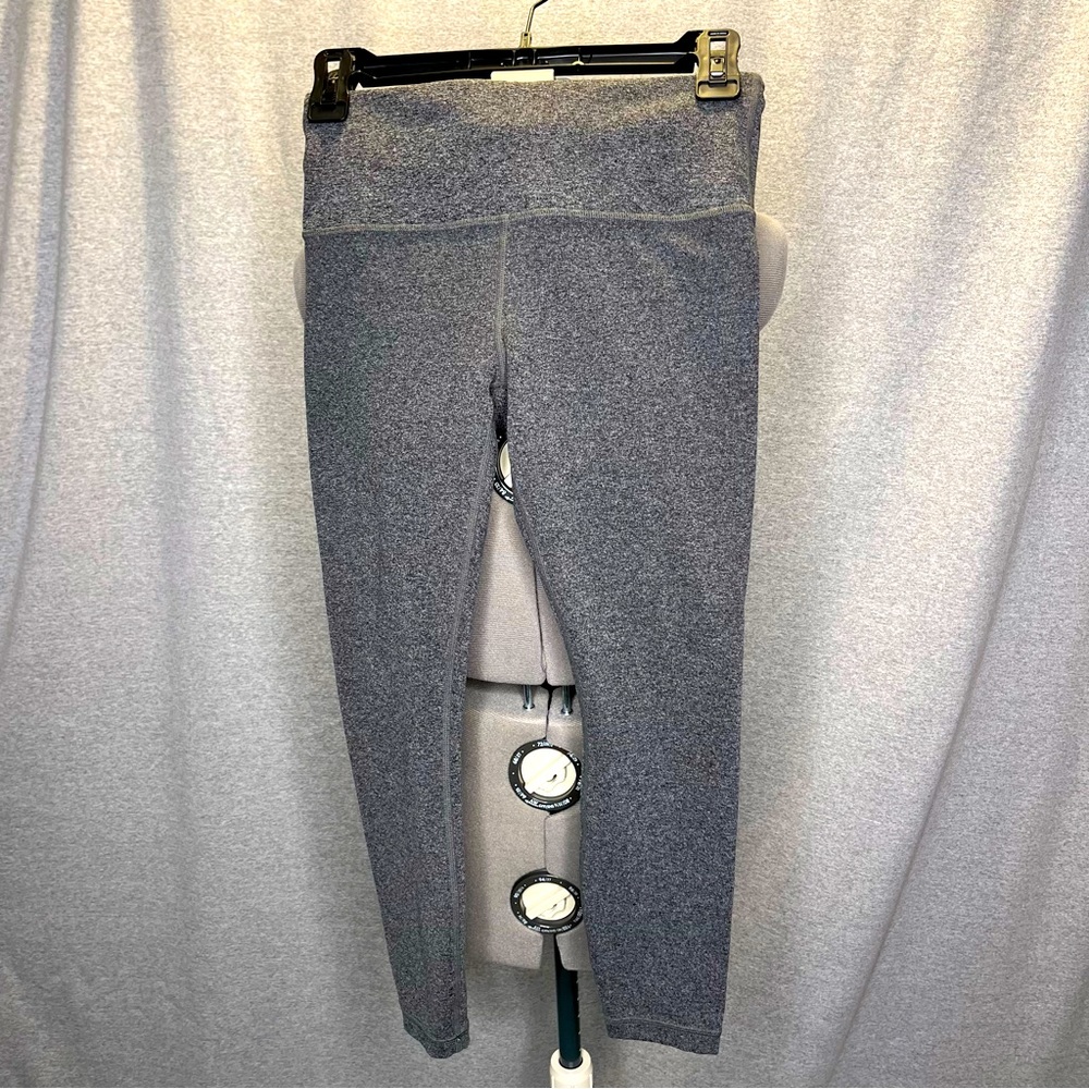 Athleta heather gray leggings with waist pocket small